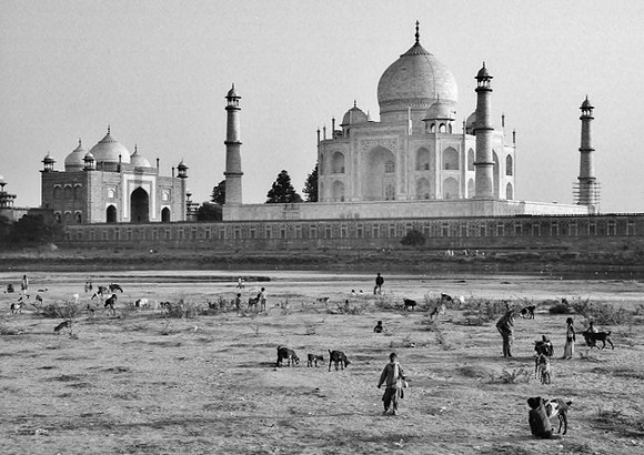 img011India2007 (650x459)